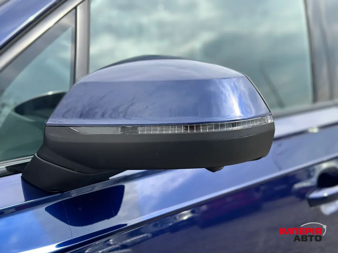 Audi Q7 - фото 6