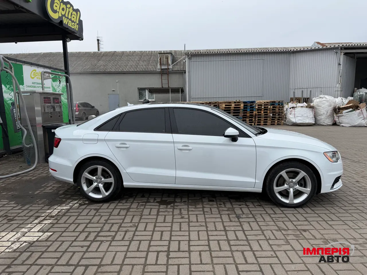 Audi A3 - фото 8