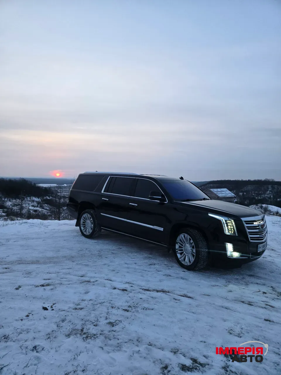 Cadillac Escalade - фото 38