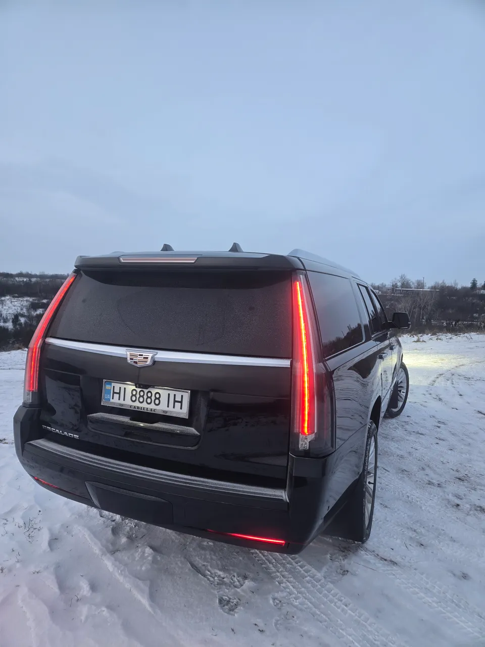 Cadillac Escalade - фото 39