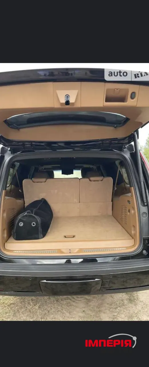 Cadillac Escalade - фото 12