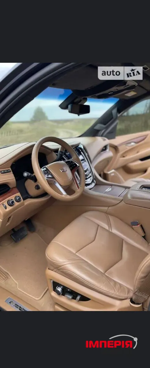 Cadillac Escalade - фото 11