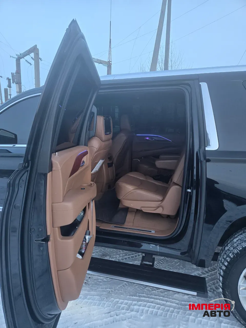 Cadillac Escalade - фото 27