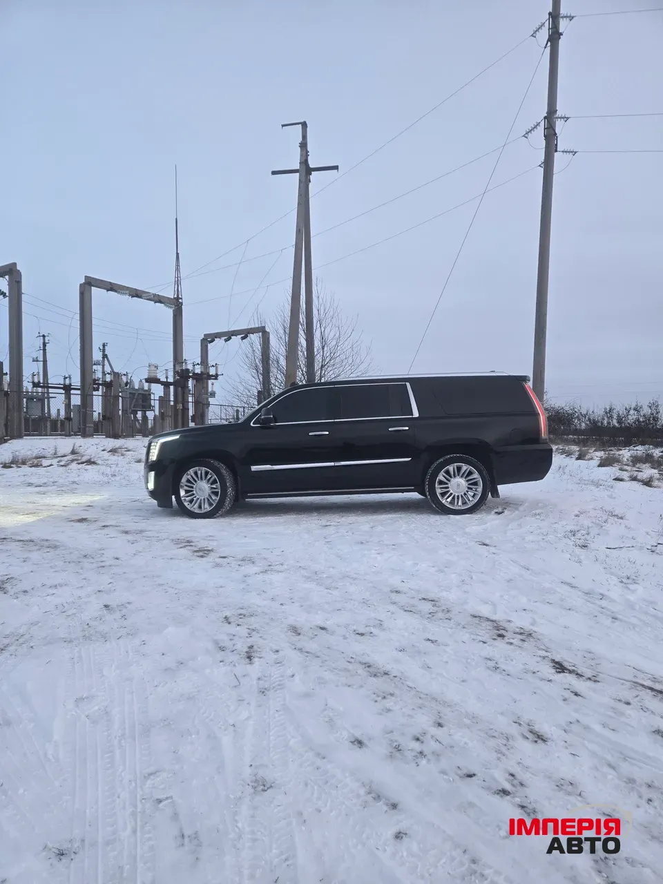 Cadillac Escalade - фото 37