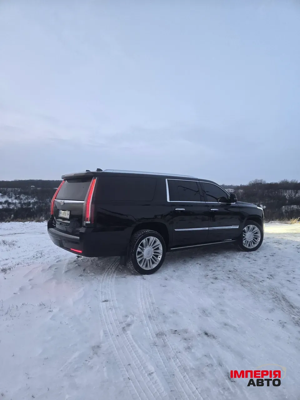 Cadillac Escalade - фото 40