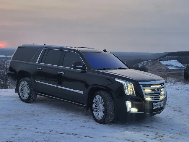 Cadillac Escalade - фото 2