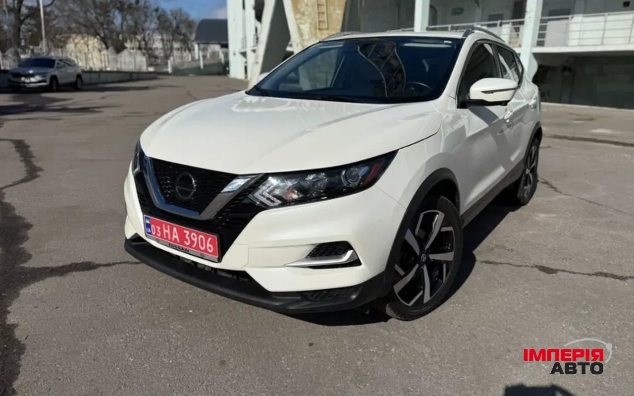 Nissan Rogue Sport - фото 2
