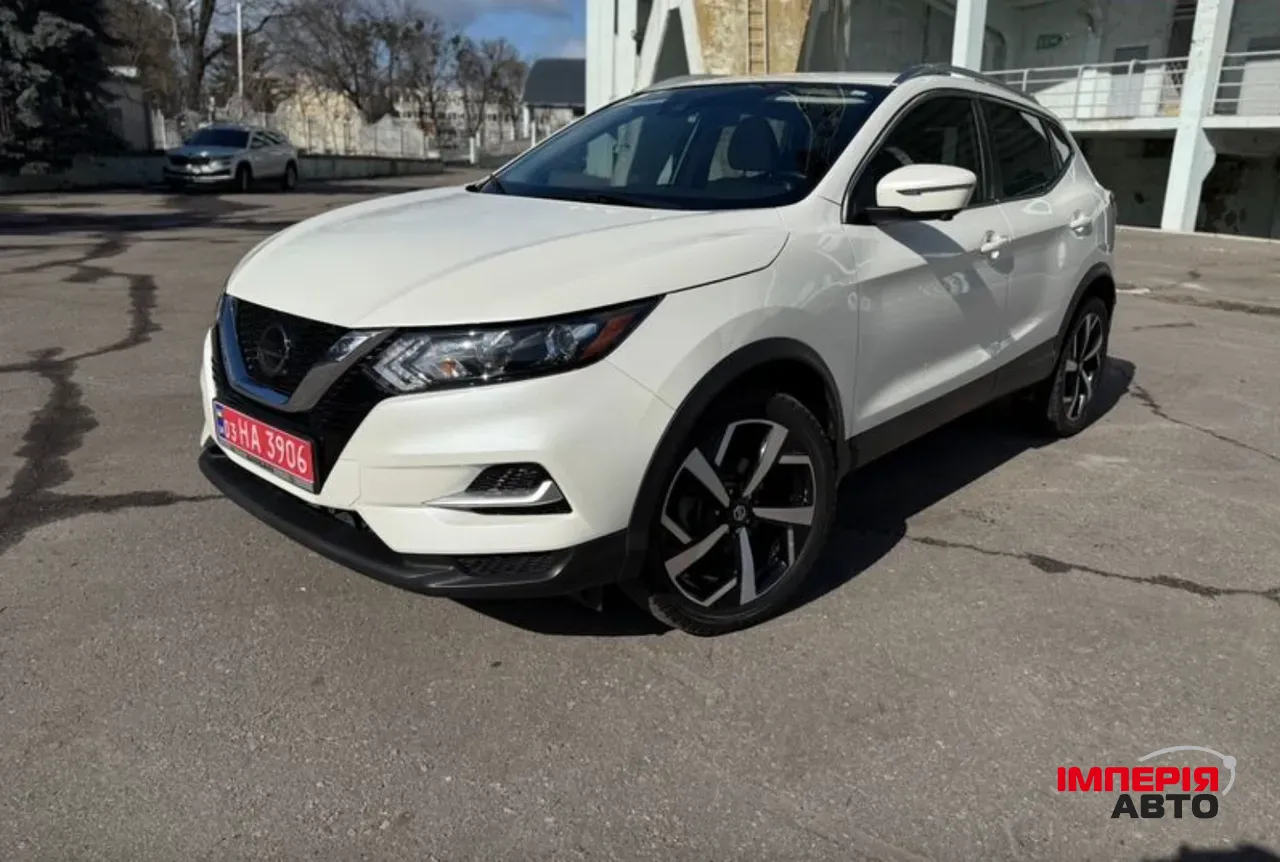 Nissan Rogue Sport - фото 1