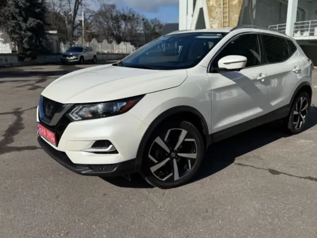 Nissan Rogue Sport - фото 3