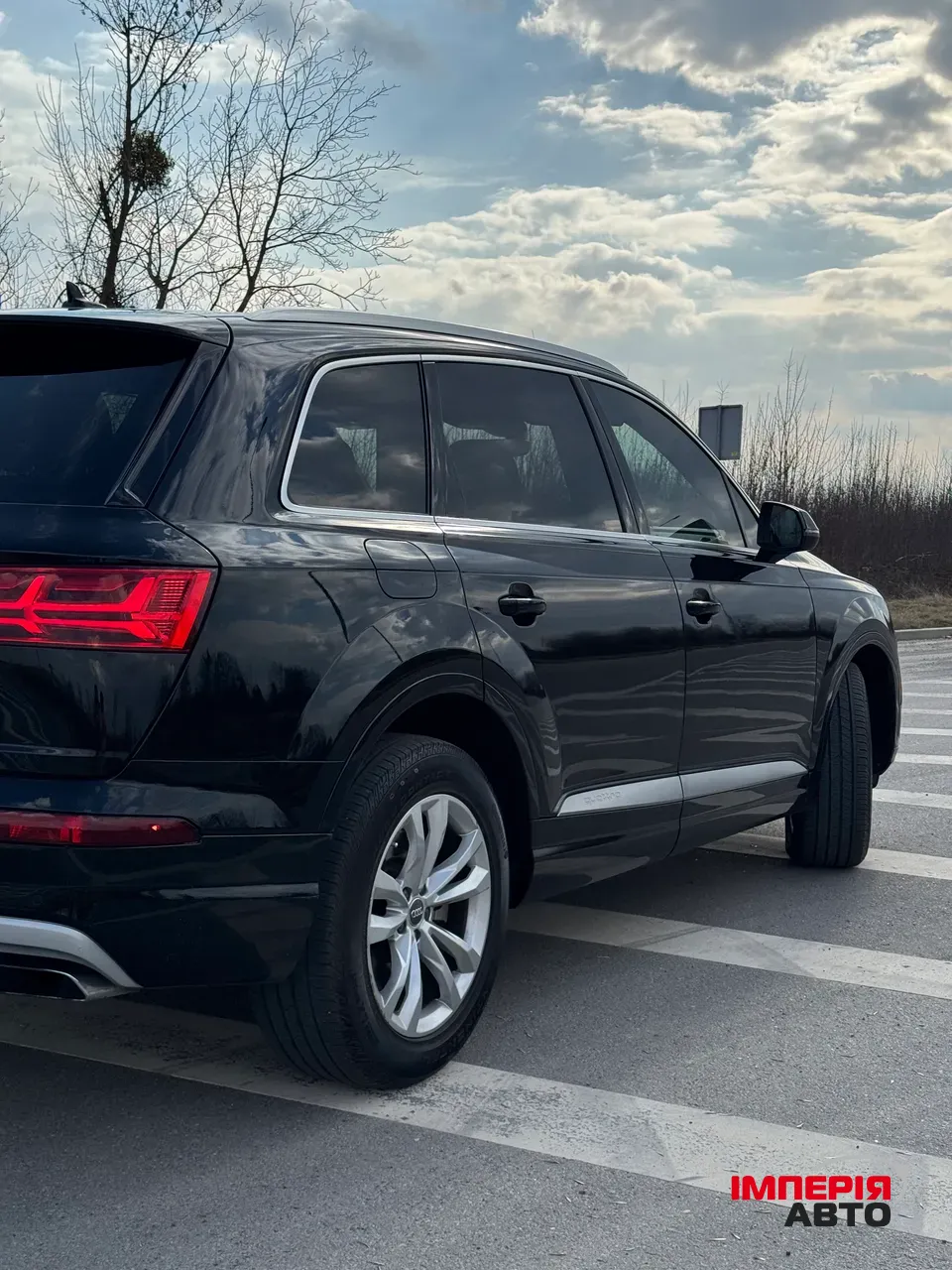 Audi Q7 - фото 6