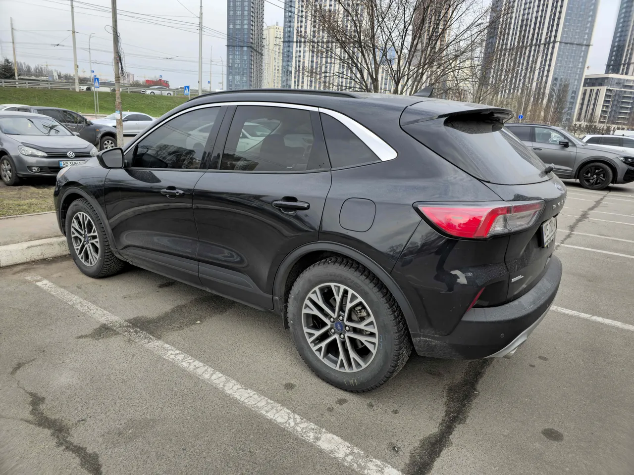 Ford Escape - фото 4