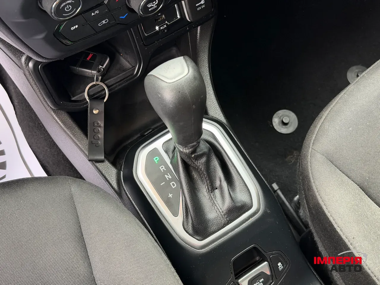 Jeep Renegade - фото 49