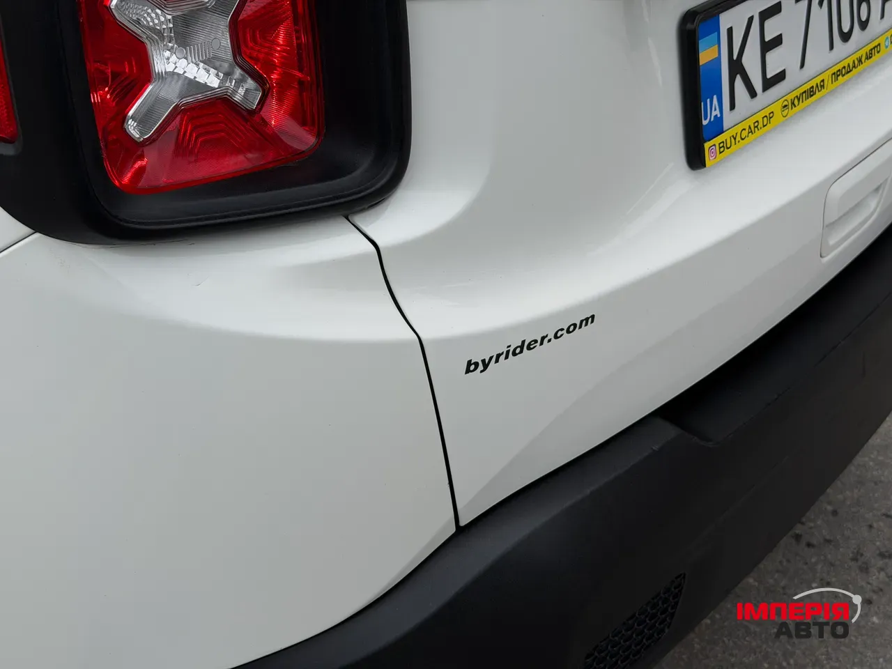 Jeep Renegade - фото 24