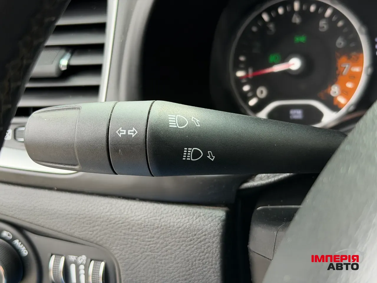 Jeep Renegade - фото 44