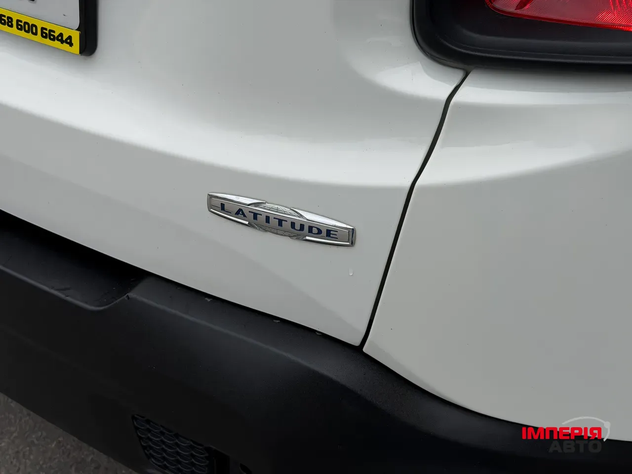 Jeep Renegade - фото 27