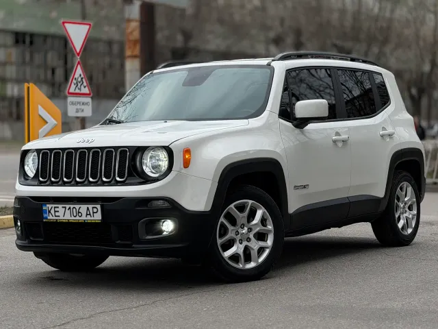 Jeep Renegade - фото 1