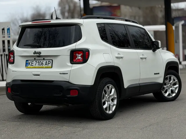 Jeep Renegade - фото 5