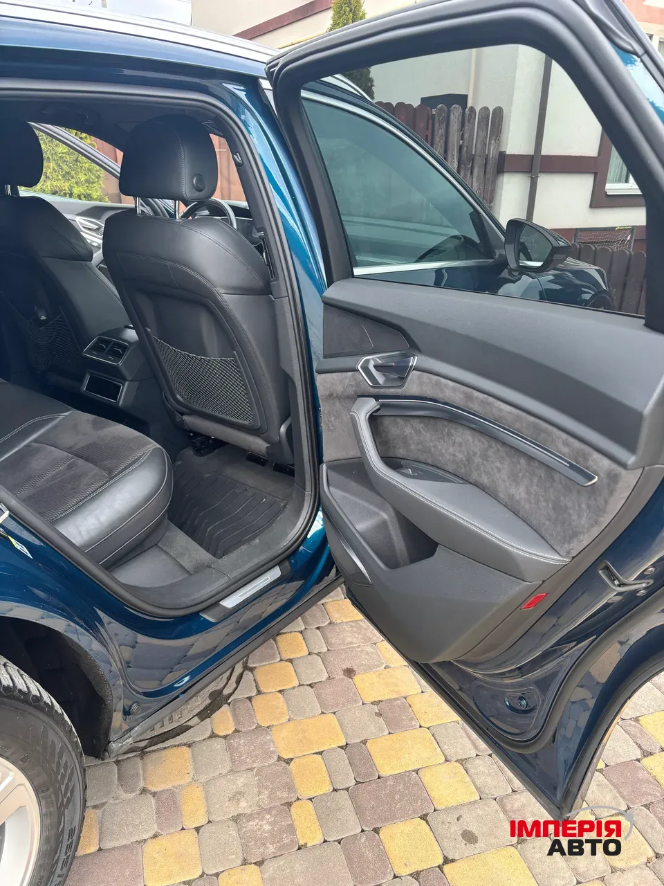 Audi e-tron - фото 16