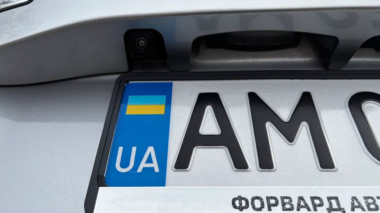 Mitsubishi Outlander - фото 21