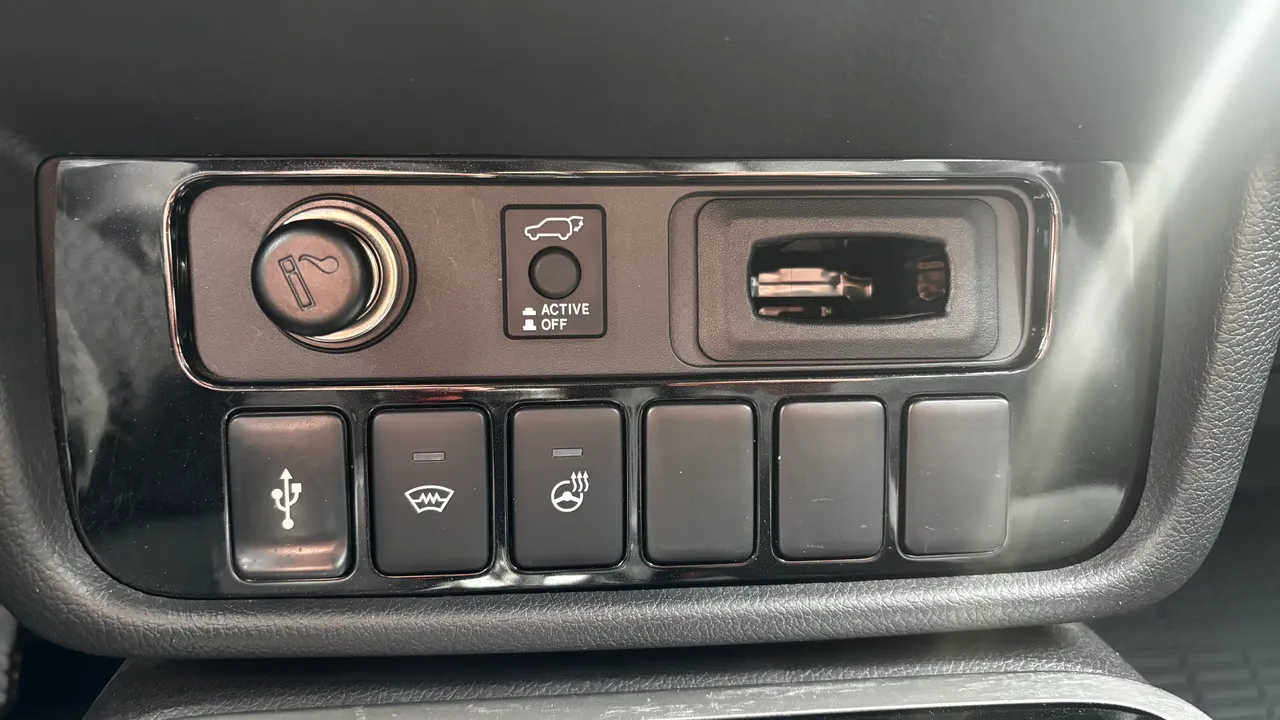 Mitsubishi Outlander - фото 15