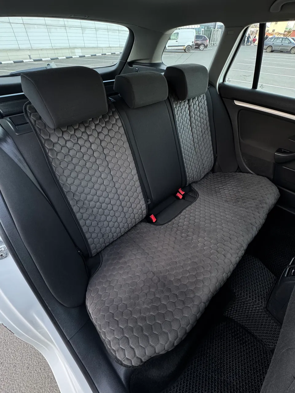 Volkswagen Golf - фото 9