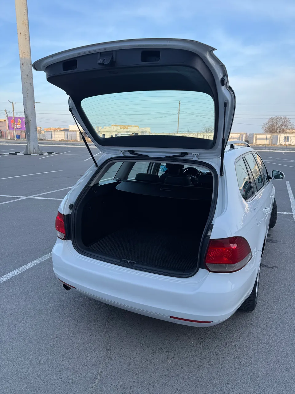 Volkswagen Golf - фото 5