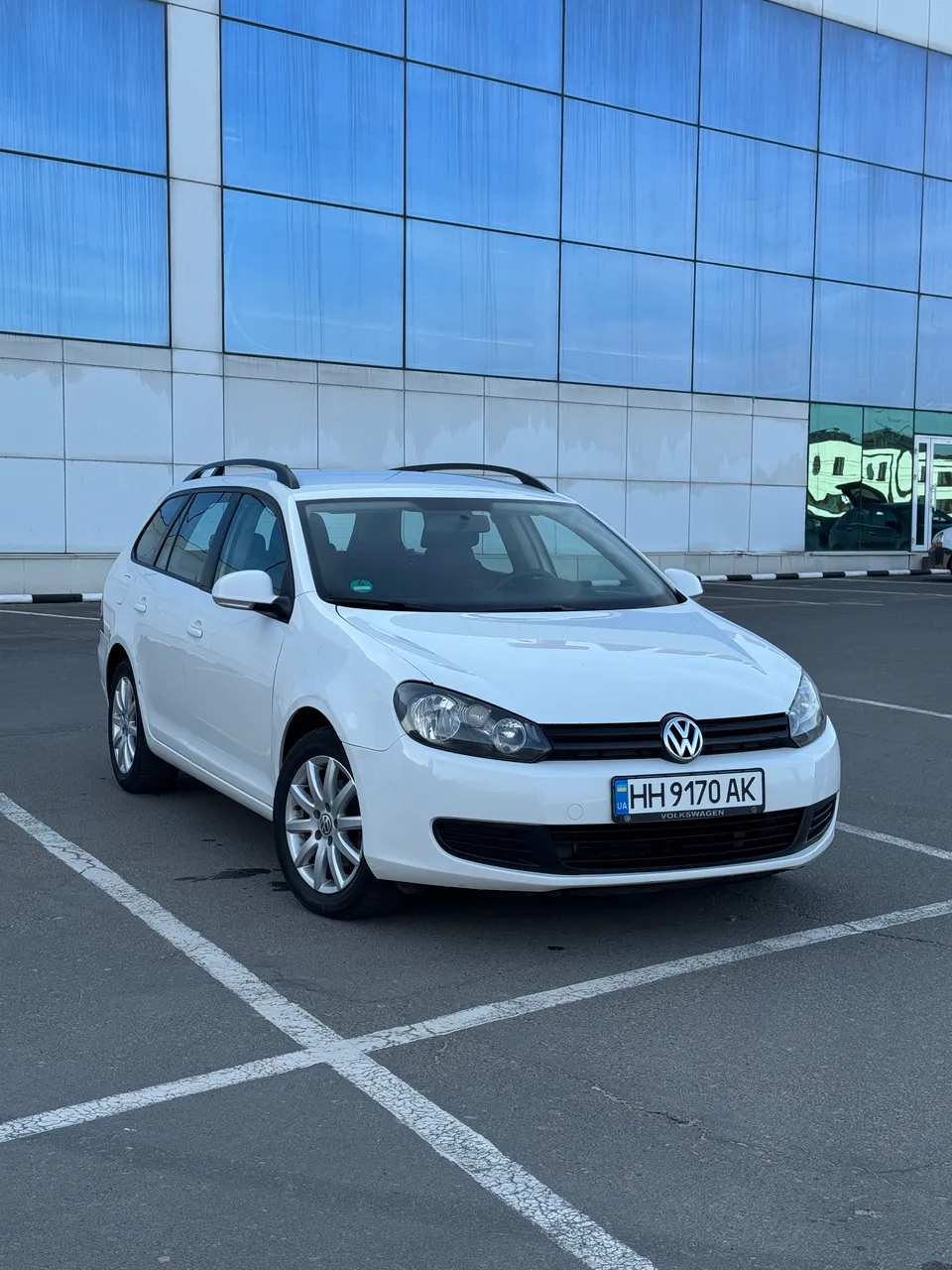 Volkswagen Golf - фото 2