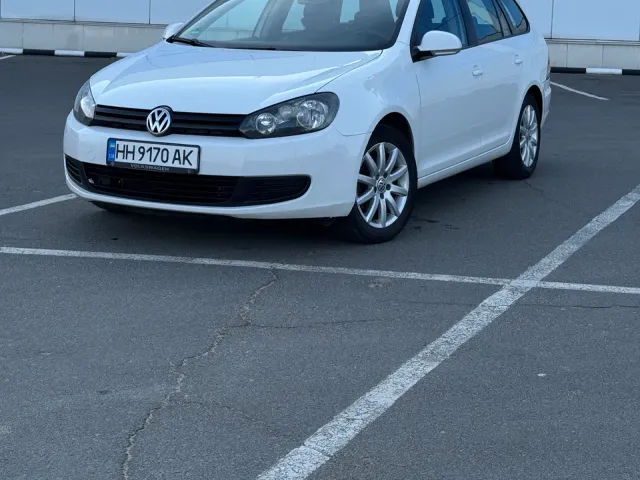 Volkswagen Golf - фото 1