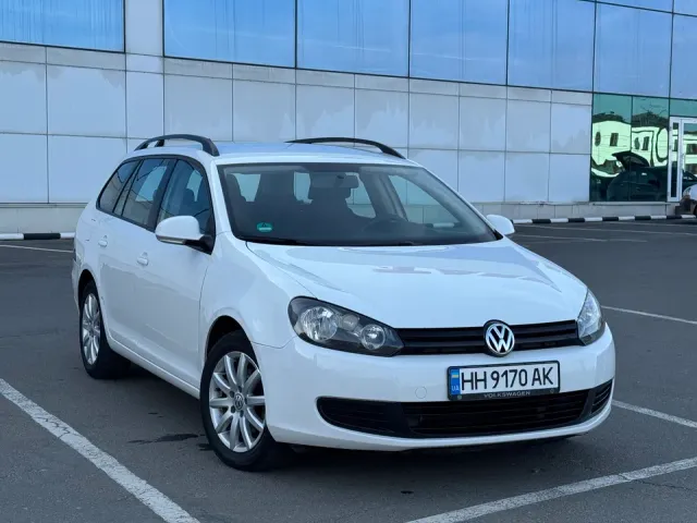 Volkswagen Golf - фото 2