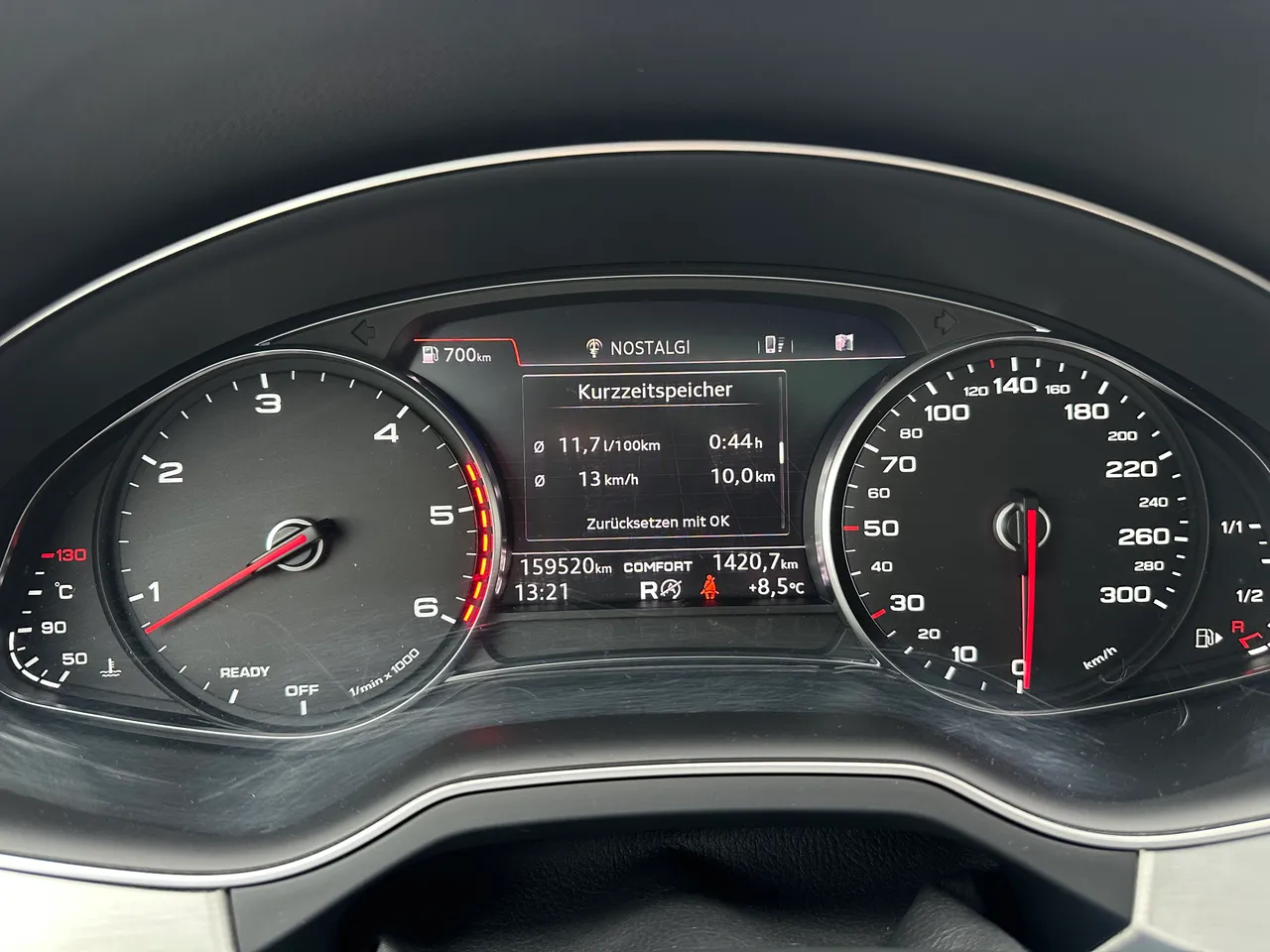 Audi Q7 - фото 26