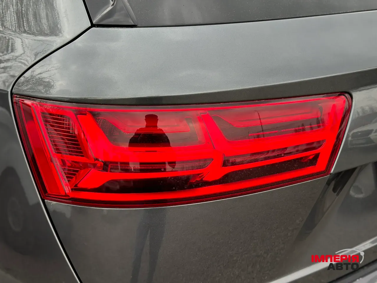 Audi Q7 - фото 10