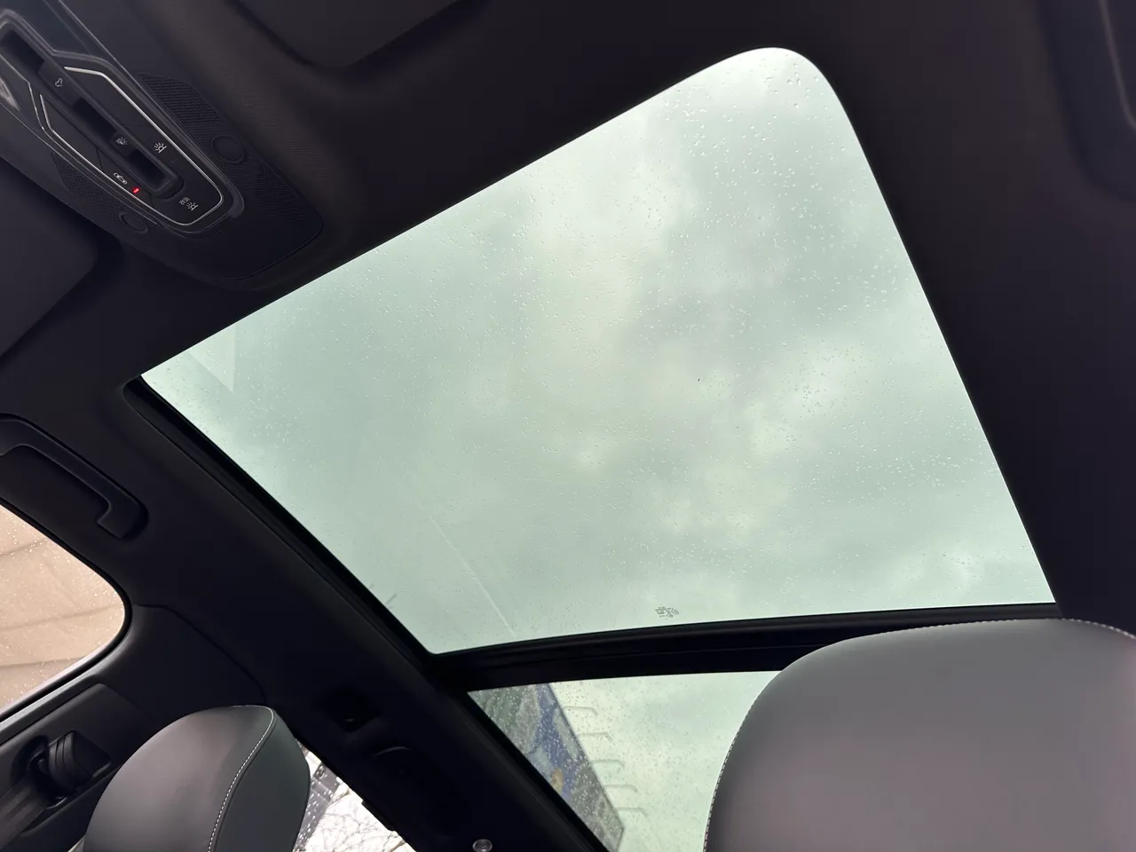 Audi Q7 - фото 20