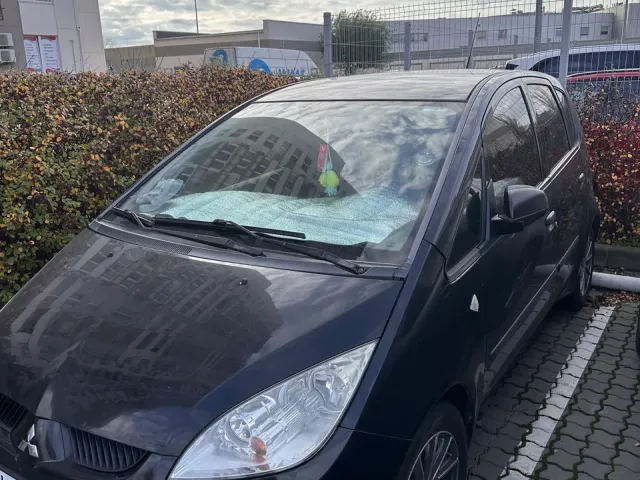 Mitsubishi Colt - фото 2