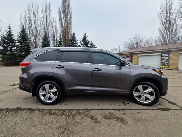 Toyota Highlander - фото 3