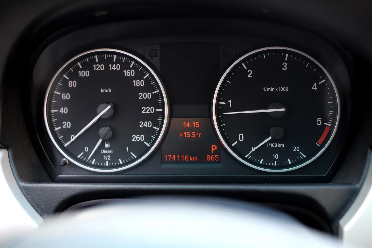 BMW 3 серії - фото 20