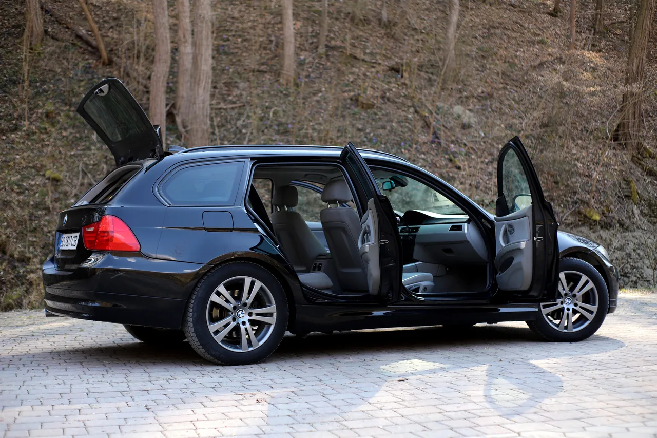 BMW 3 серії - фото 14