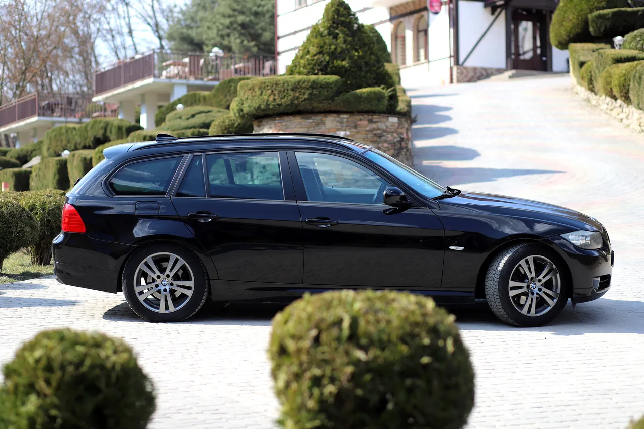 BMW 3 серії - фото 2