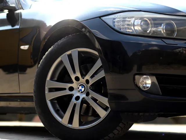 BMW 3 серії - фото 3