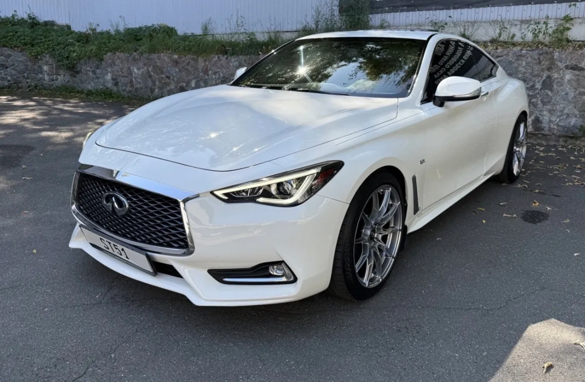Infiniti Q60 - фото 2