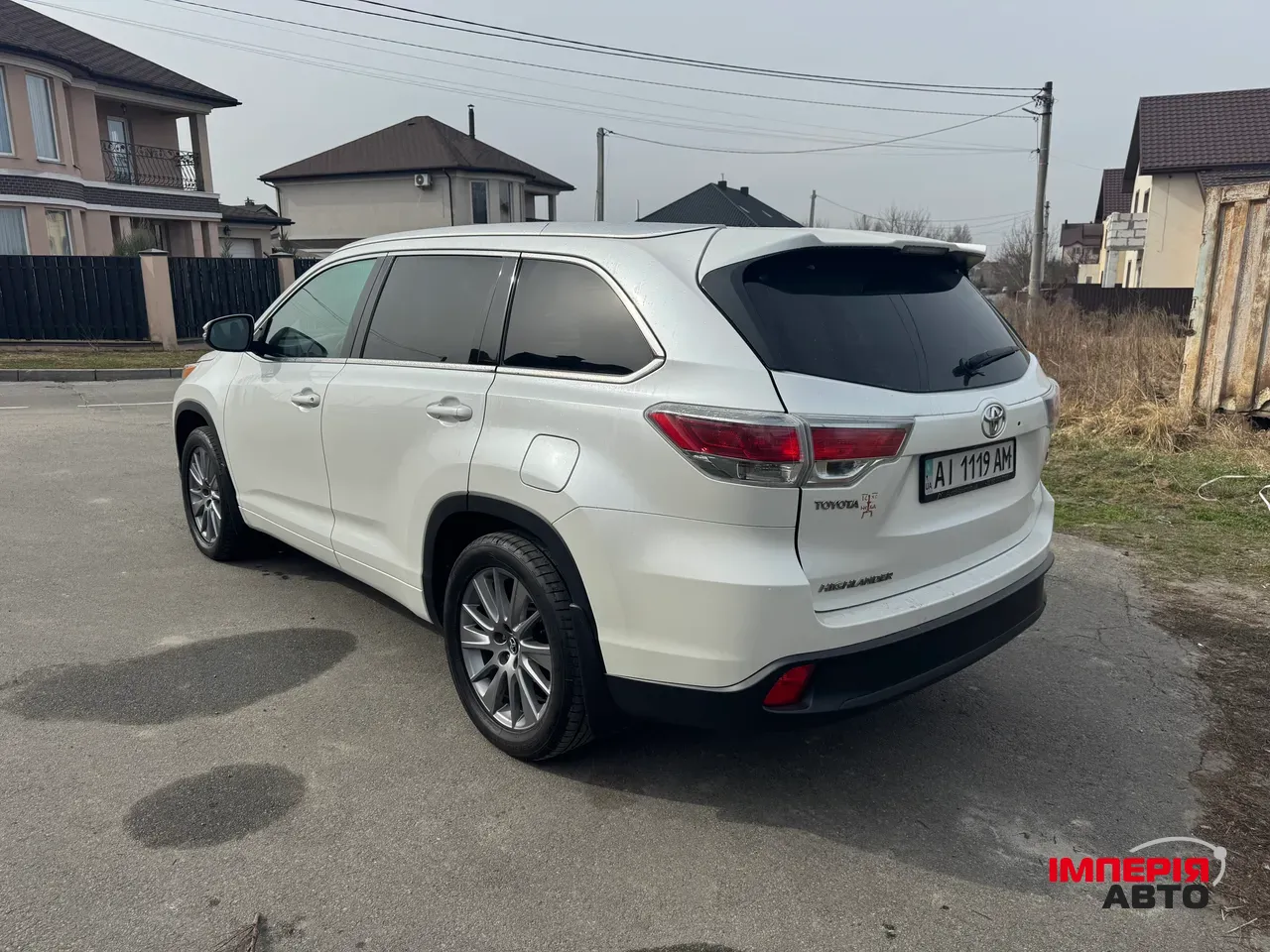 Toyota Highlander - фото 3