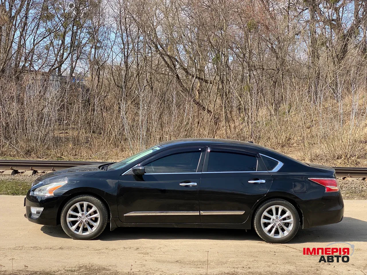 Nissan Altima - фото 5