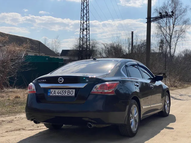 Nissan Altima - фото 4