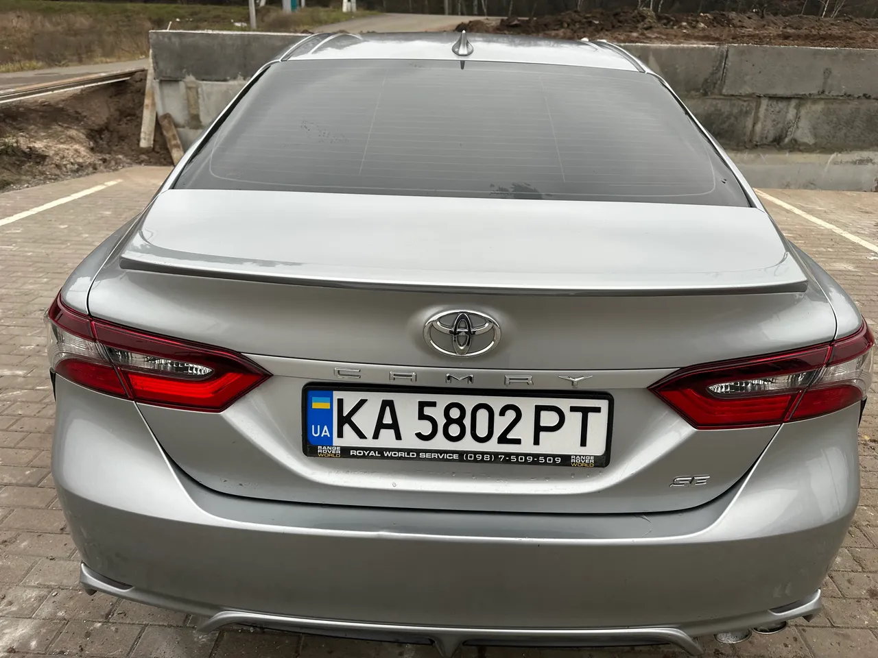 Toyota Camry - фото 6