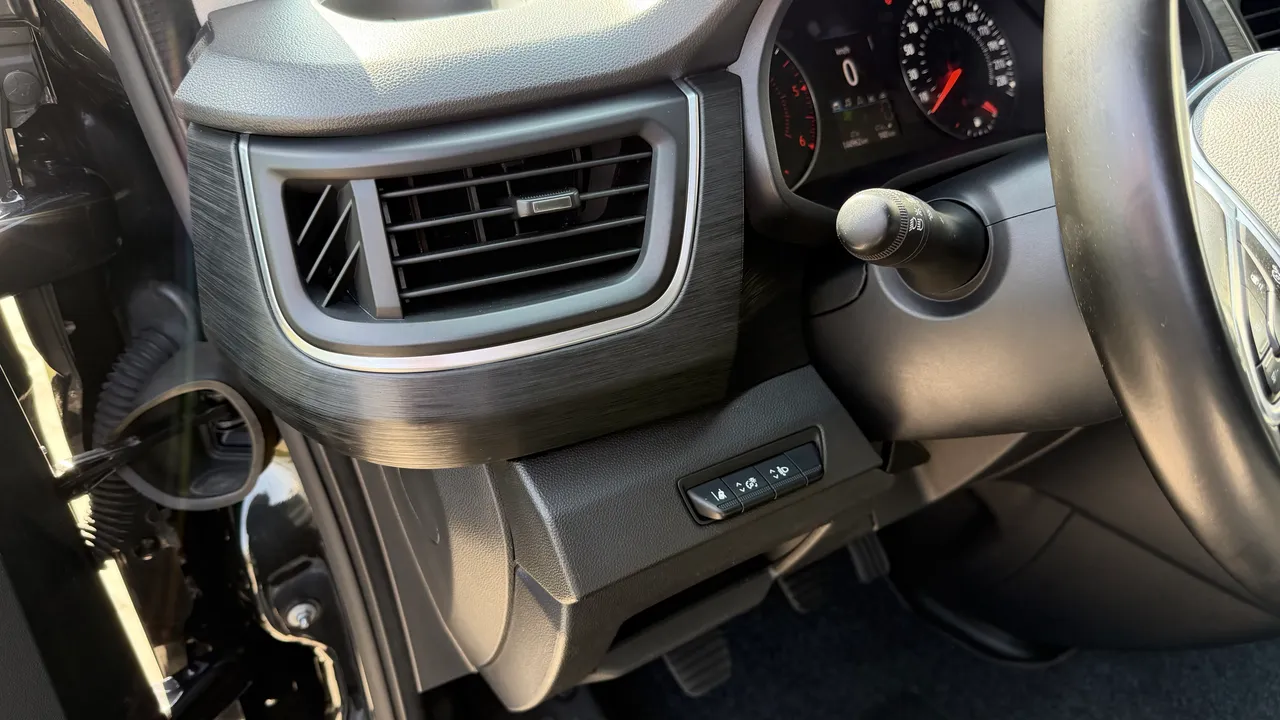 Renault Trafic - фото 22