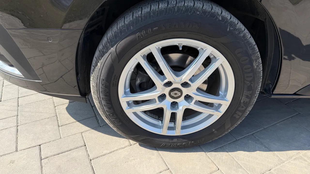 Renault Trafic - фото 13