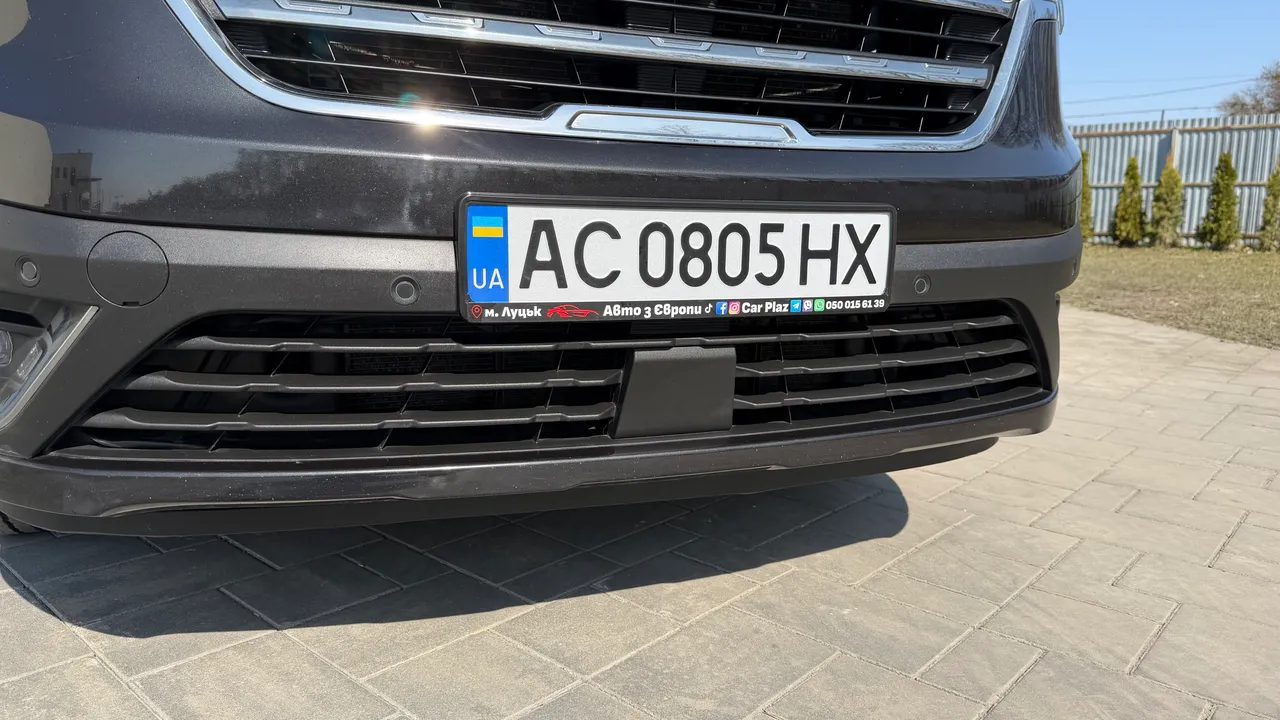 Renault Trafic - фото 10