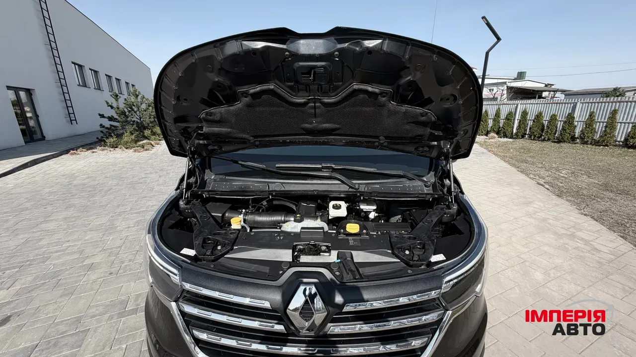 Renault Trafic - фото 35