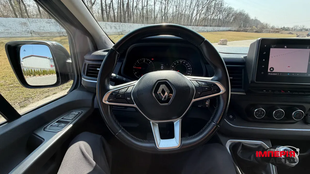 Renault Trafic - фото 20