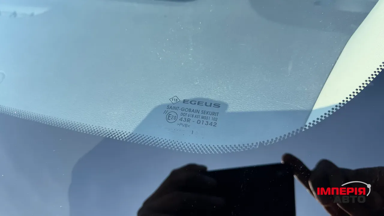 Renault Trafic - фото 12