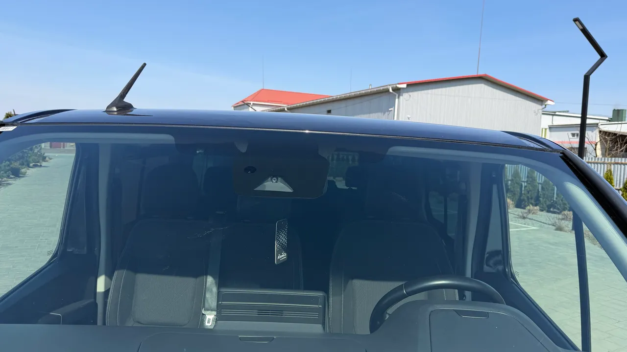 Renault Trafic - фото 11